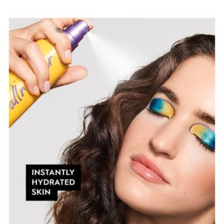 Urban Decay
All Nighter Vitamin C Hydrating Setting Spray
(118ml)