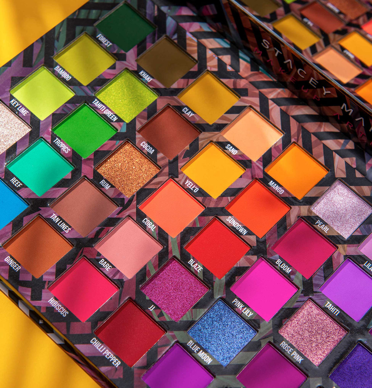 Cosmetics Carnival III Love Tahiti Eyeshadow Palette 64gm